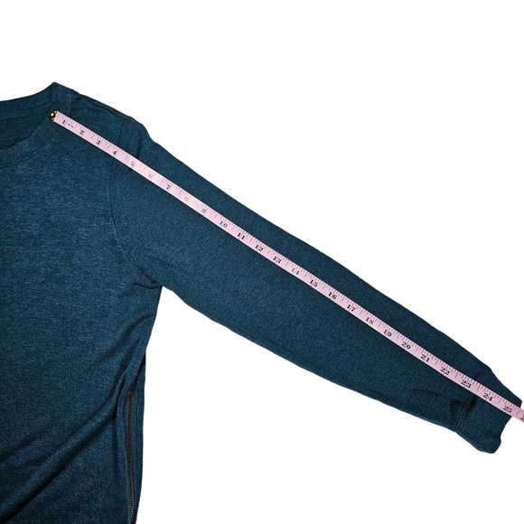 Matty M Gorgeous Blue Green Sweatshirt With Zipper Accents, Size Small - Picture 9 of 9